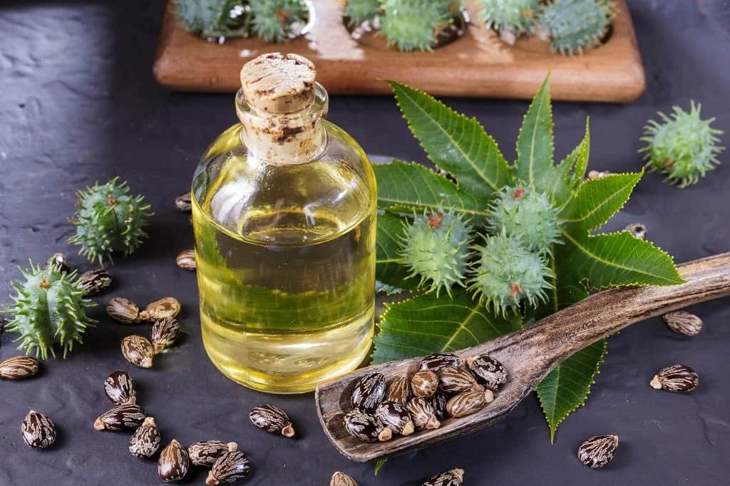 فواید استفاده از روغن کرچک