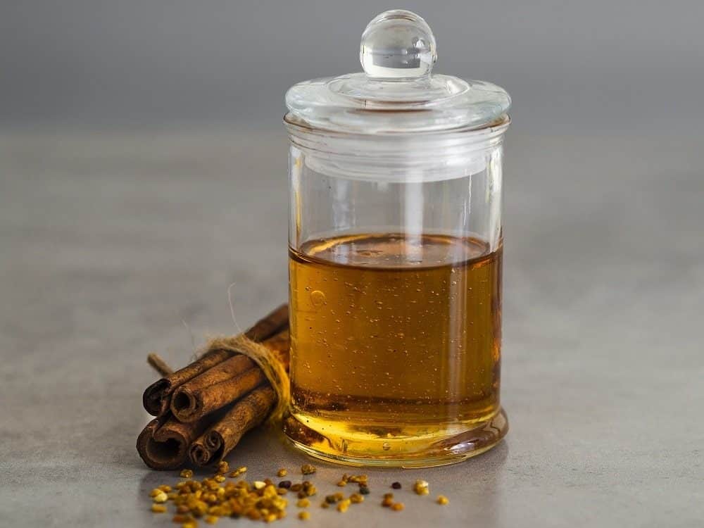 فواید روغن درخت چای